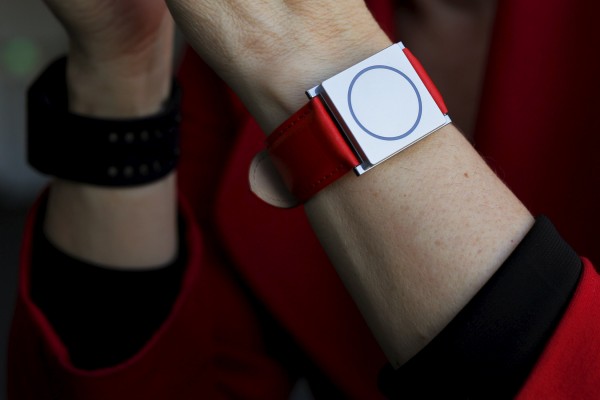 2015-12-18T060732Z_823808369_GF10000269680_RTRMADP_3_HEALTH-WEARABLES-FDA