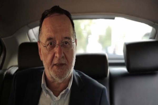 o-LAFAZANIS-facebook