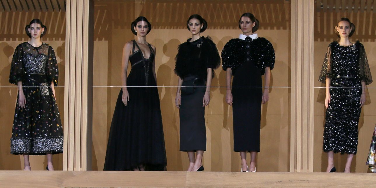 2016-01-26T171335Z_1545475898_LR2EC1Q1BUCTZ_RTRMADP_3_FASHION-PARIS-CHANEL