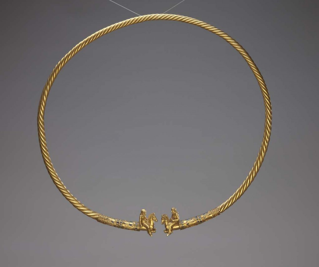 Χρυσό περιδέραιο