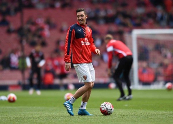 2016-04-17T144530Z_103905930_MT1ACI14353270_RTRMADP_3_SOCCER-ENGLAND-ARS-CRY