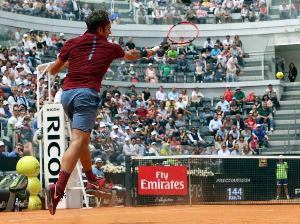 Ο θρύλος Ρότζερ Φέντερερ απουσιάζει φέτος από το Ρολάν Γκαρός (REUTERS/Stefano Rellandini)