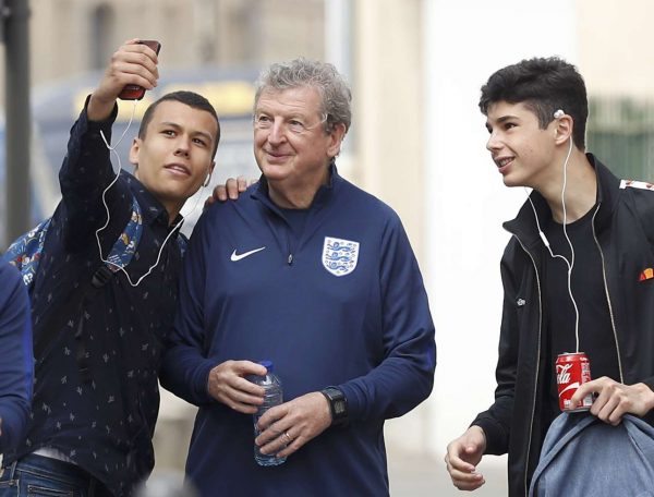 2016-06-09T105456Z_313331783_LR1EC690UBAZ2_RTRMADP_3_SOCCER-EURO-ENG