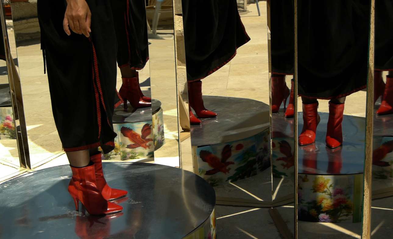 Behbahani Behind the Mirrors 1