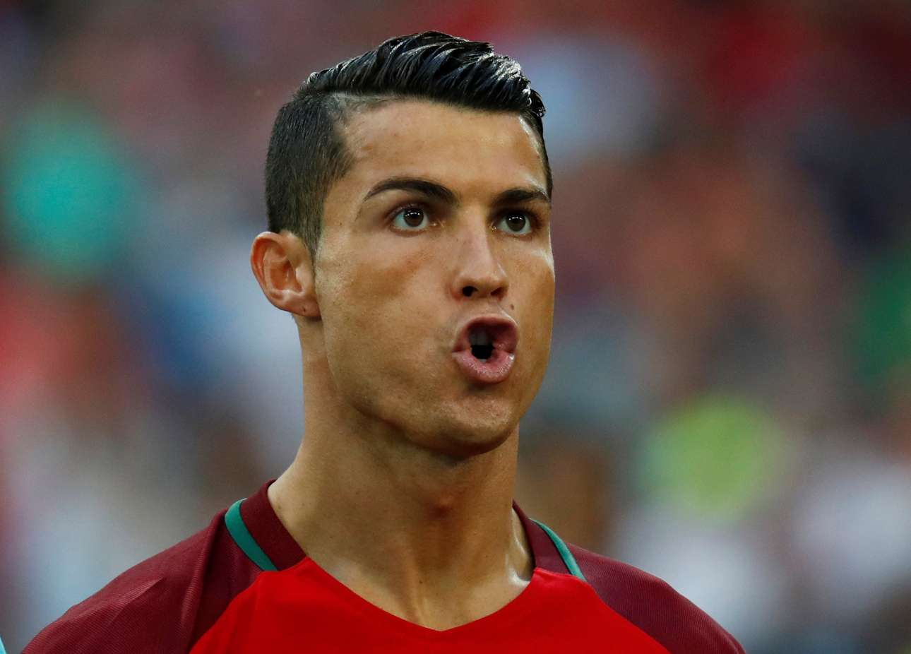 2016-06-30T234134Z_655869613_S1AETMYWQWAB_RTRMADP_3_SOCCER-EURO-POL-POR