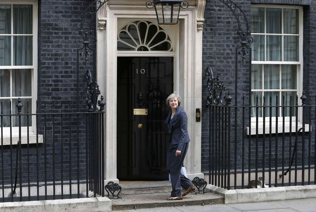 2016-07-12T085339Z_1206895920_LR1EC7C0OP3QB_RTRMADP_3_BRITAIN-EU-MAY