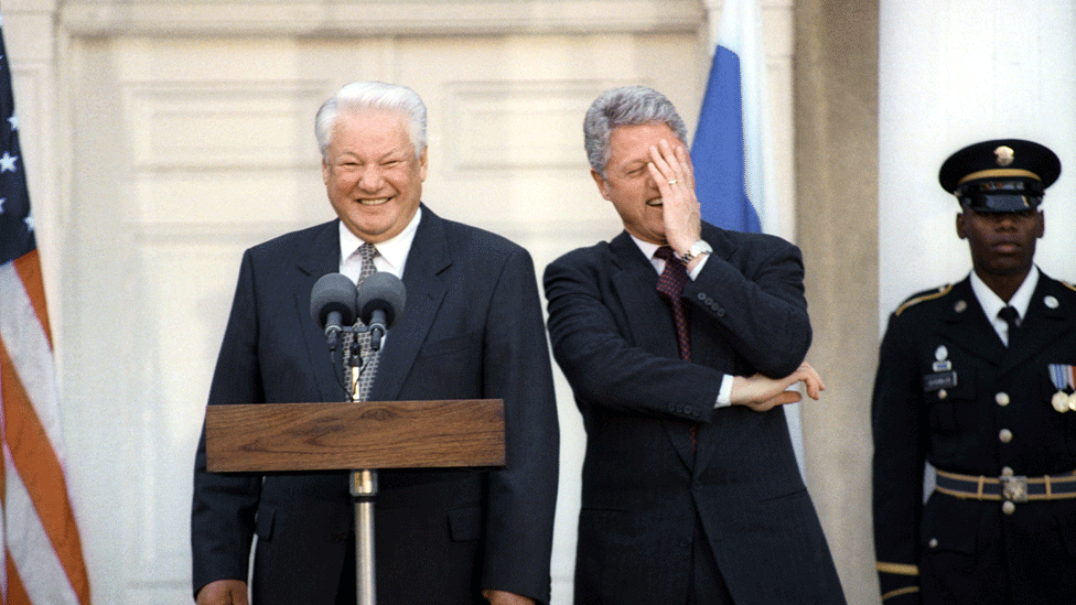_51491411_yeltsin_clinton