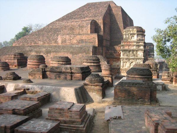 Nalanda_University_India_ruins