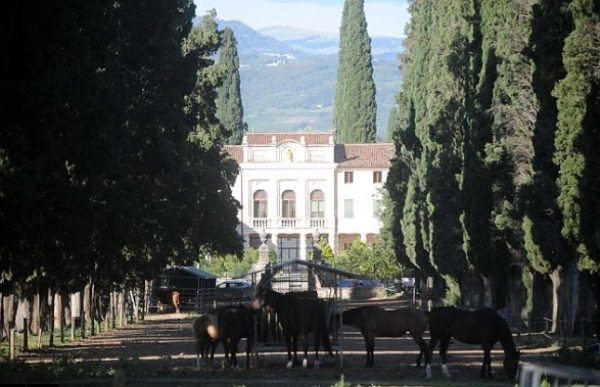 villa costanza