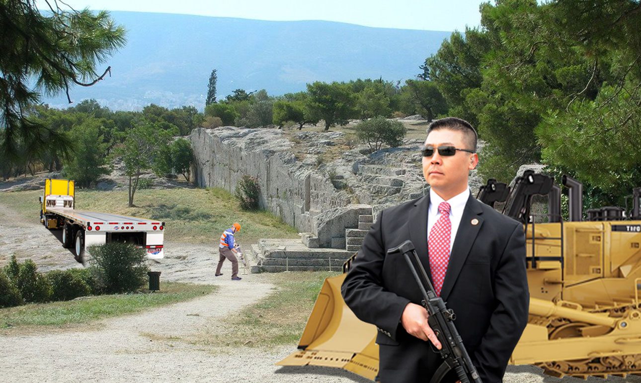 Ο βράχος της Πνύκας ξεκινά το ταξίδι του ερχόμενος για πρώτη φορά στην μακραίωνη ιστορία του σε επαφή με κομπρεσέρ και εργάτες που θυμίζουν μέλος των Village People