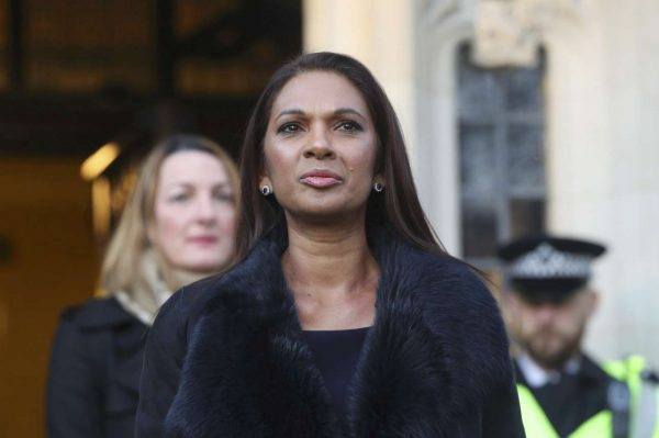 2017-01-24T092649Z_1573488789_LR1ED1O0Q8EQA_RTRMADP_3_BRITAIN-EU-ARTICLE50