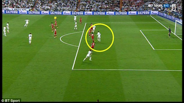 3F5CE34500000578-4423032-image-a-1_1492550797408