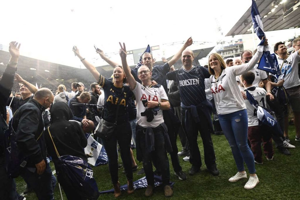 2017-05-14T173354Z_137784834_MT1ACI14793794_RTRMADP_3_SOCCER-ENGLAND-TOT-MUN