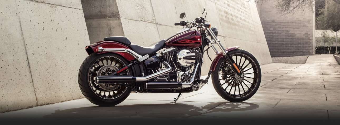 2017-Harley-Davidson-Softail-Breakout-images-3-1