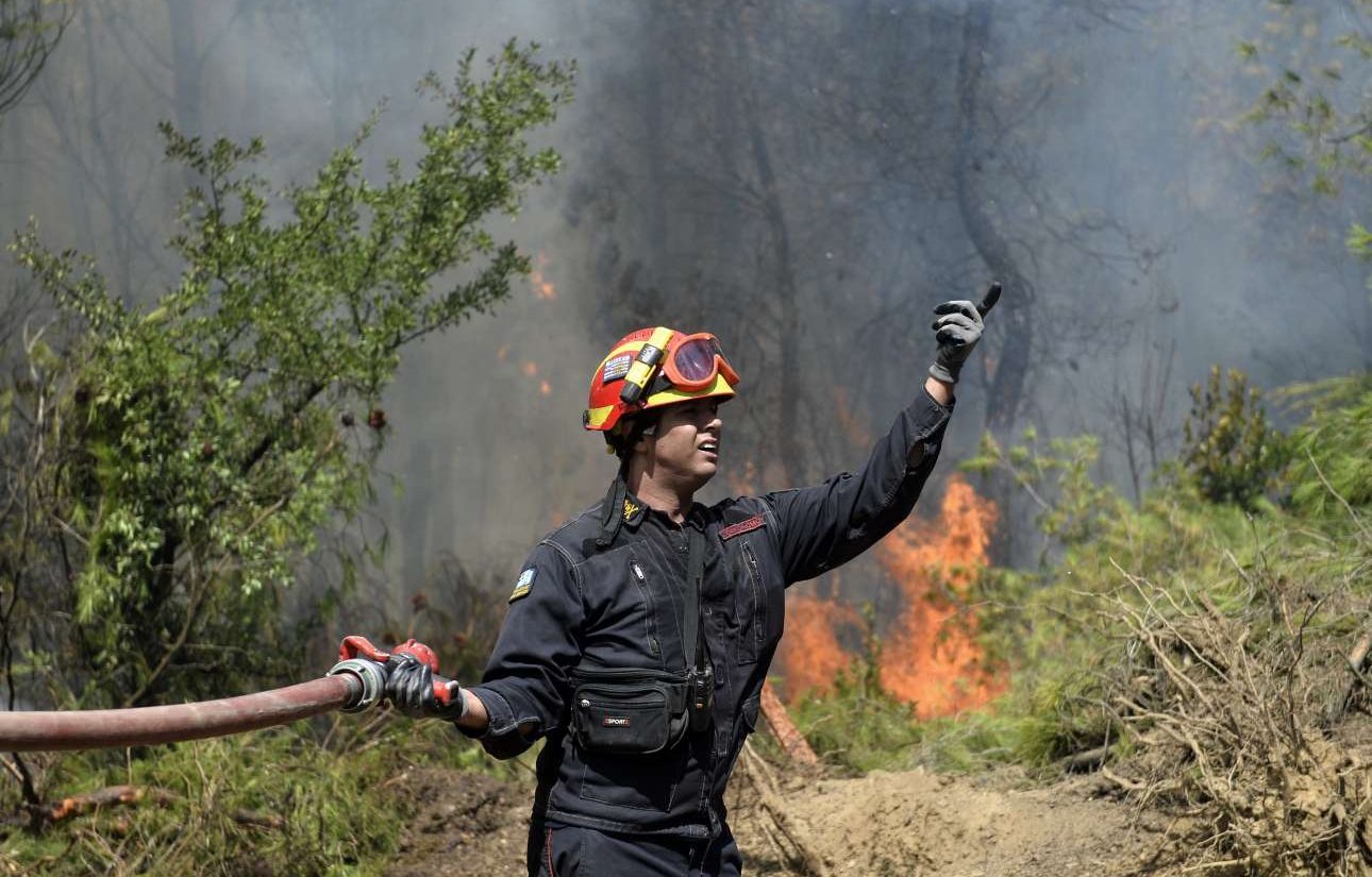 H μάχη με τις φλόγες στο Καπανδρίτι, ανήμερα Δεκαπενταύγουστος