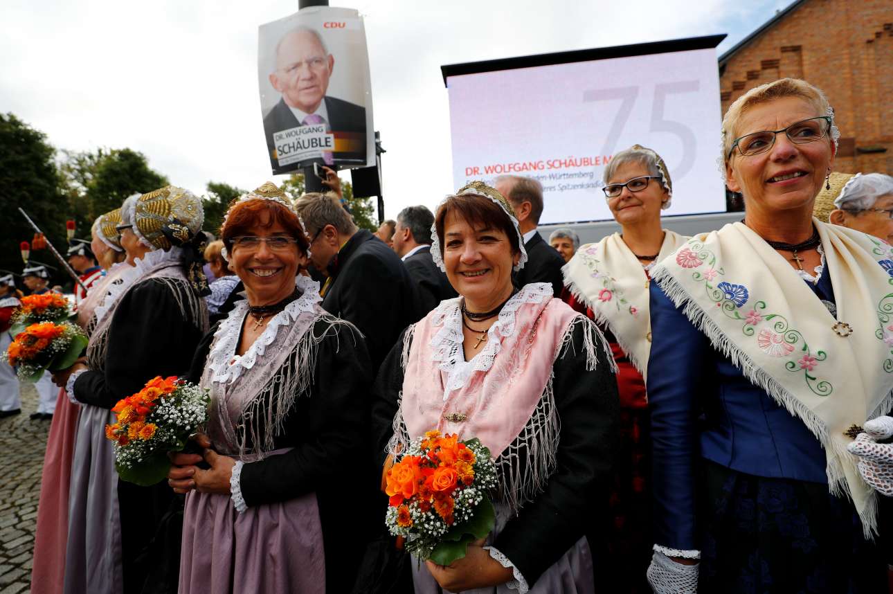 2017-09-18T083001Z_1715876601_RC12D5312CF0_RTRMADP_3_GERMANY-ELECTION-SCHAEUBLE