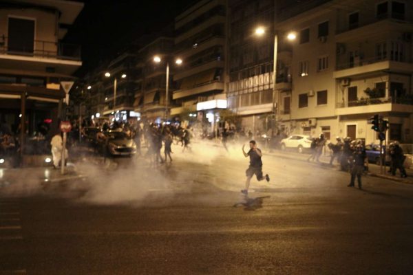 Τα επεισόδια συνεχίστηκαν μέχρι τις πρώτες πρωινές ώρες στην ευρύτερη περιοχή των Εξαρχείων/ SOOC Νίκος Παλαιολόγος