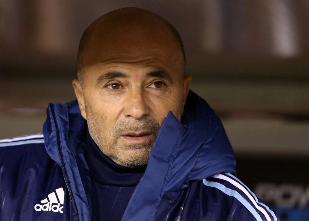 2017-09-06T000444Z_1523669343_RC1DCE363E10_RTRMADP_3_SOCCER-WORLDCUP-ARG-VEN