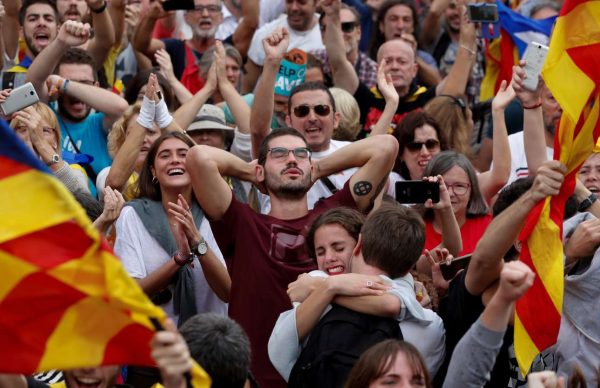 2017-10-27T134559Z_398751826_RC164065A6D0_RTRMADP_3_SPAIN-POLITICS-CATALONIA