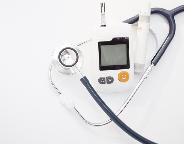 shutterstock_582731332-E9E9EA-640