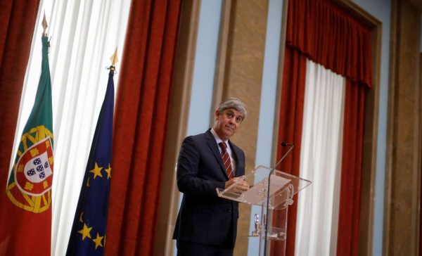 2017-11-30T133853Z_2067113225_RC175694BBC0_RTRMADP_3_EUROGROUP-CHAIRMAN