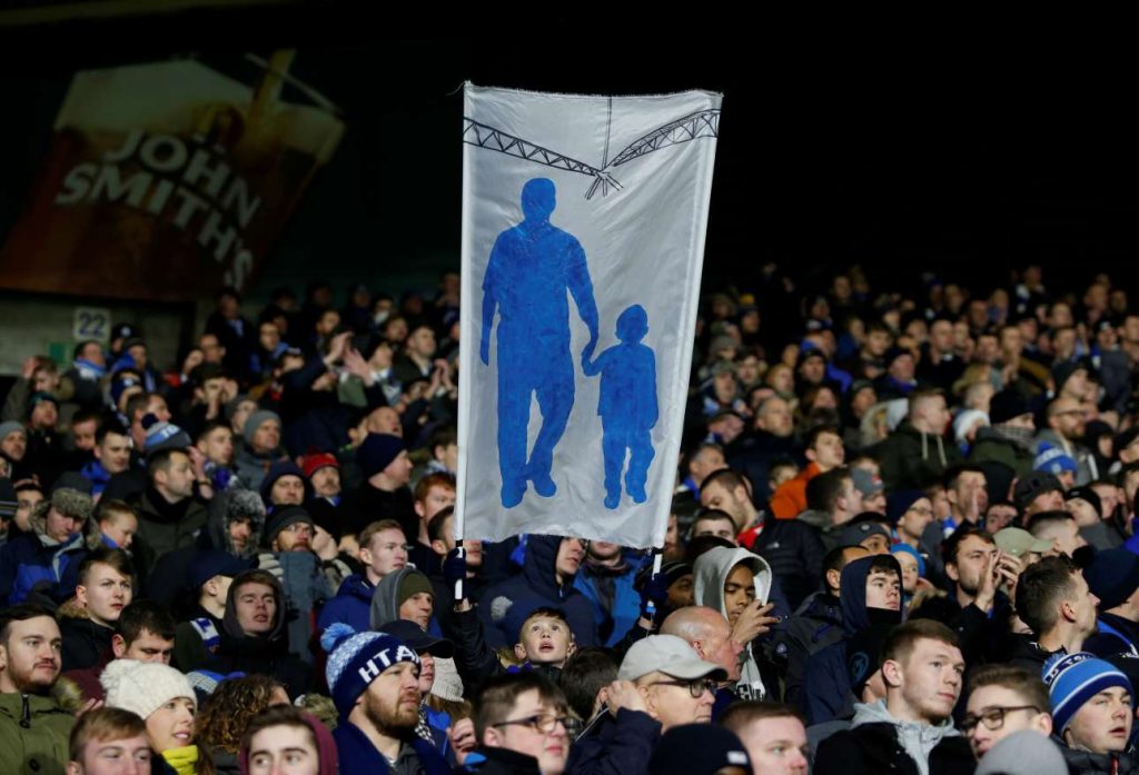 2017-12-09T165233Z_1571182323_RC1D6CADE950_RTRMADP_3_SOCCER-ENGLAND-HDD-BRH