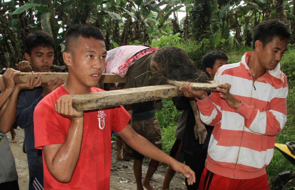 2017-12-23T093102Z_1699629253_RC13BFF8AD70_RTRMADP_3_ASIA-STORM-PHILIPPINES