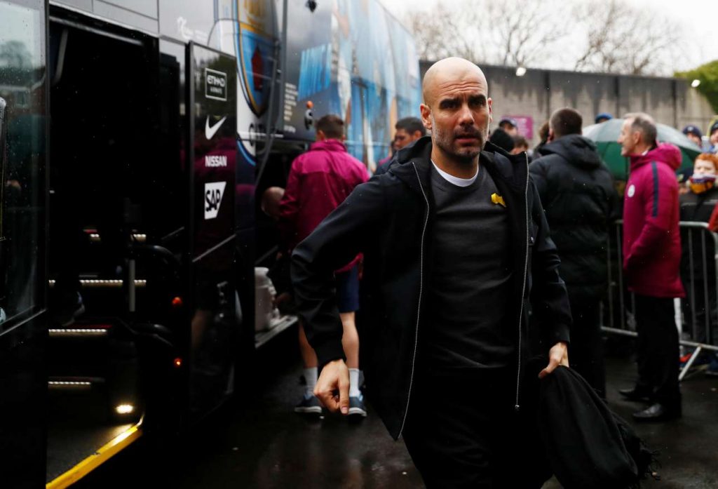 2018-02-03T111519Z_916994706_RC136B561910_RTRMADP_3_SOCCER-ENGLAND-BUR-MCI