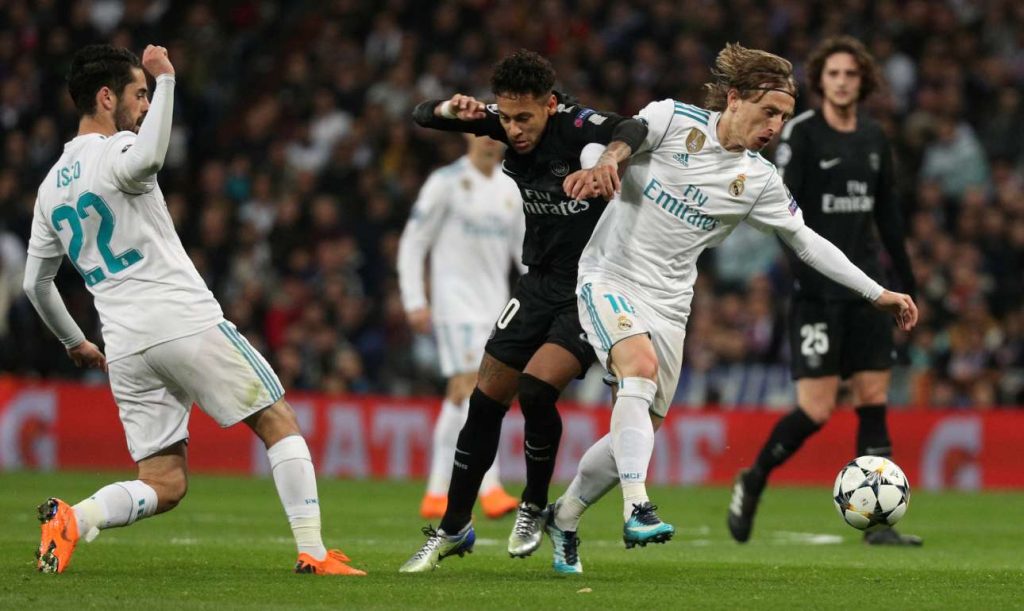 2018-02-14T211326Z_1830426839_RC112C589060_RTRMADP_3_SOCCER-CHAMPIONS-MAD-PSG