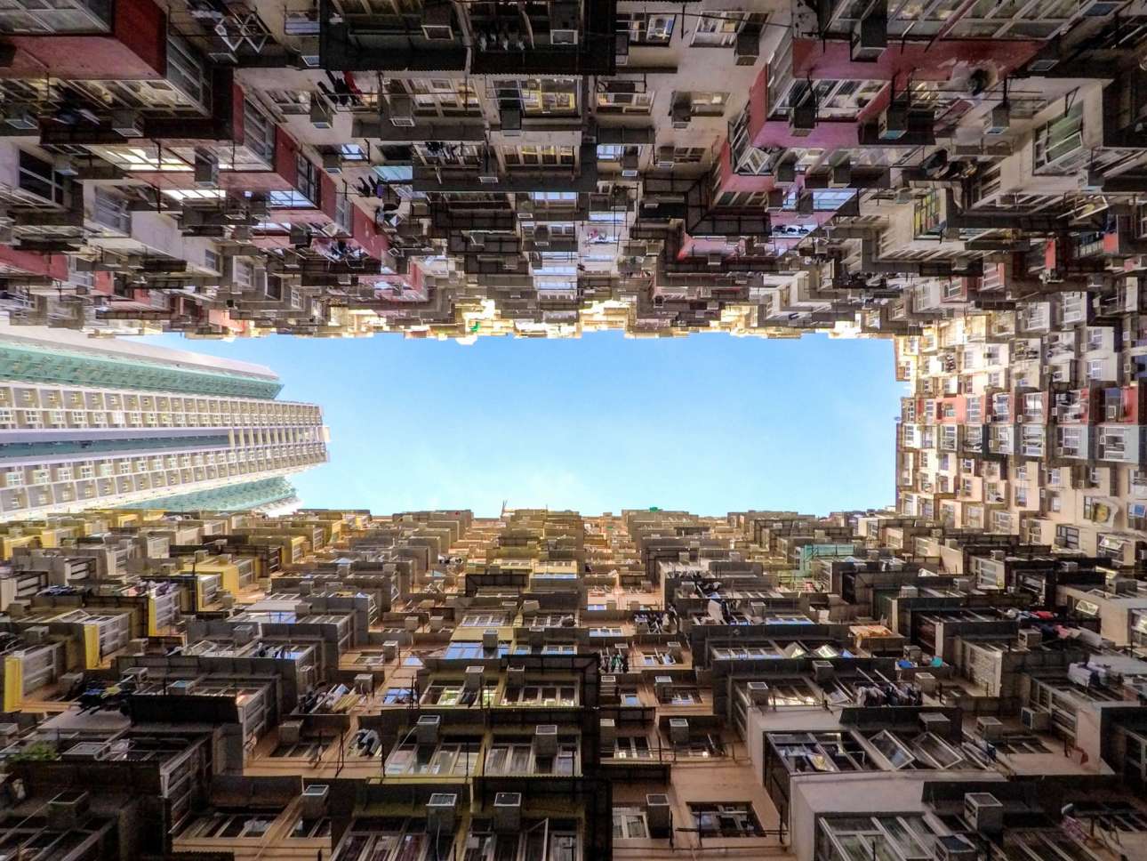 Φιναλίστ κατηγορία Αστικό Τοπίο. Το πολυφωτογραφημένο σύμπλεγμα κατοικιών Montane Mansion στο Χονγκ Κονγκ