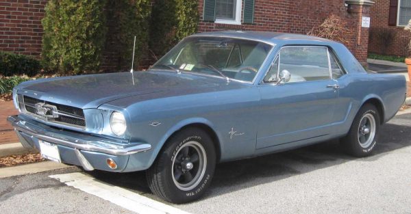 Mustang, του 1964. Από εδώ ξεκίνησαν όλα (Wikimedia Commons)