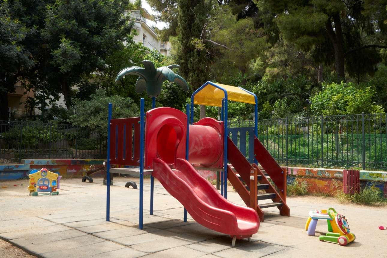 182_ Δεινοκράτους