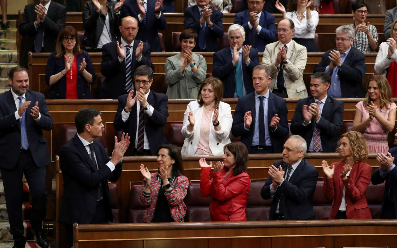 2018-06-01T094413Z_2020992252_RC1BB22E2000_RTRMADP_3_SPAIN-POLITICS