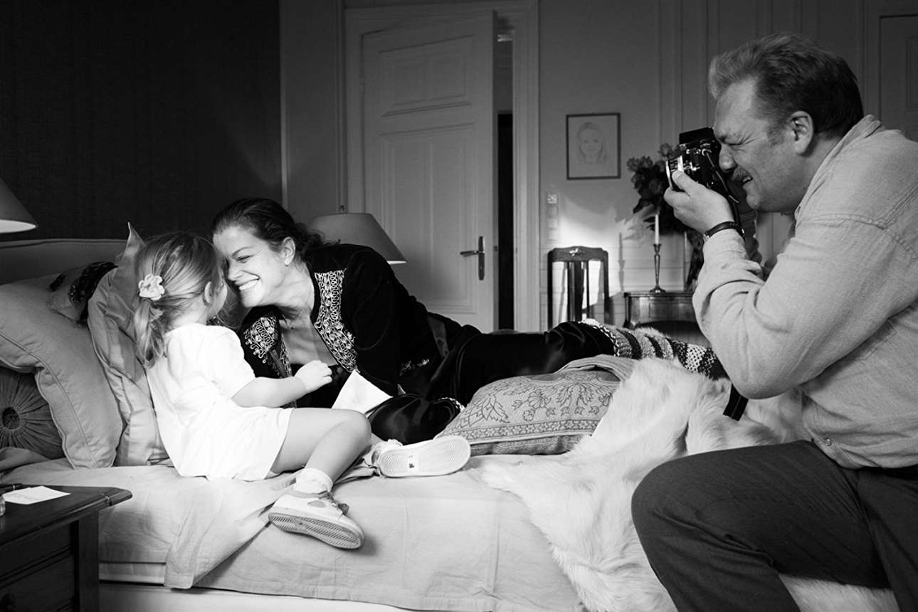 MV5BZWMwOTJiY2EtN2RjMy00NjFiLWEwYjEtMDQ3MDQ4YTMzYTVlXkEyXkFqcGdeQXVyNTc5OTMwOTQ@._V1_SY1000_CR0,0,1500,1000_AL_