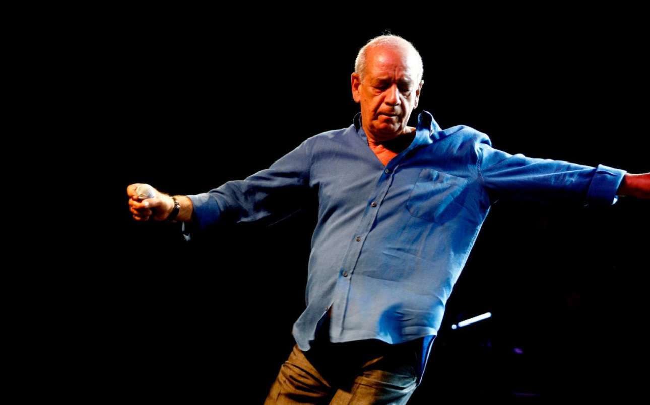 Μητροπάνος, όπως λέμε άντρας