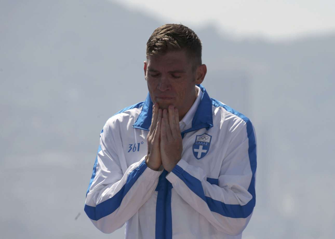 Ο Σπύρος ο «σκύλος»…