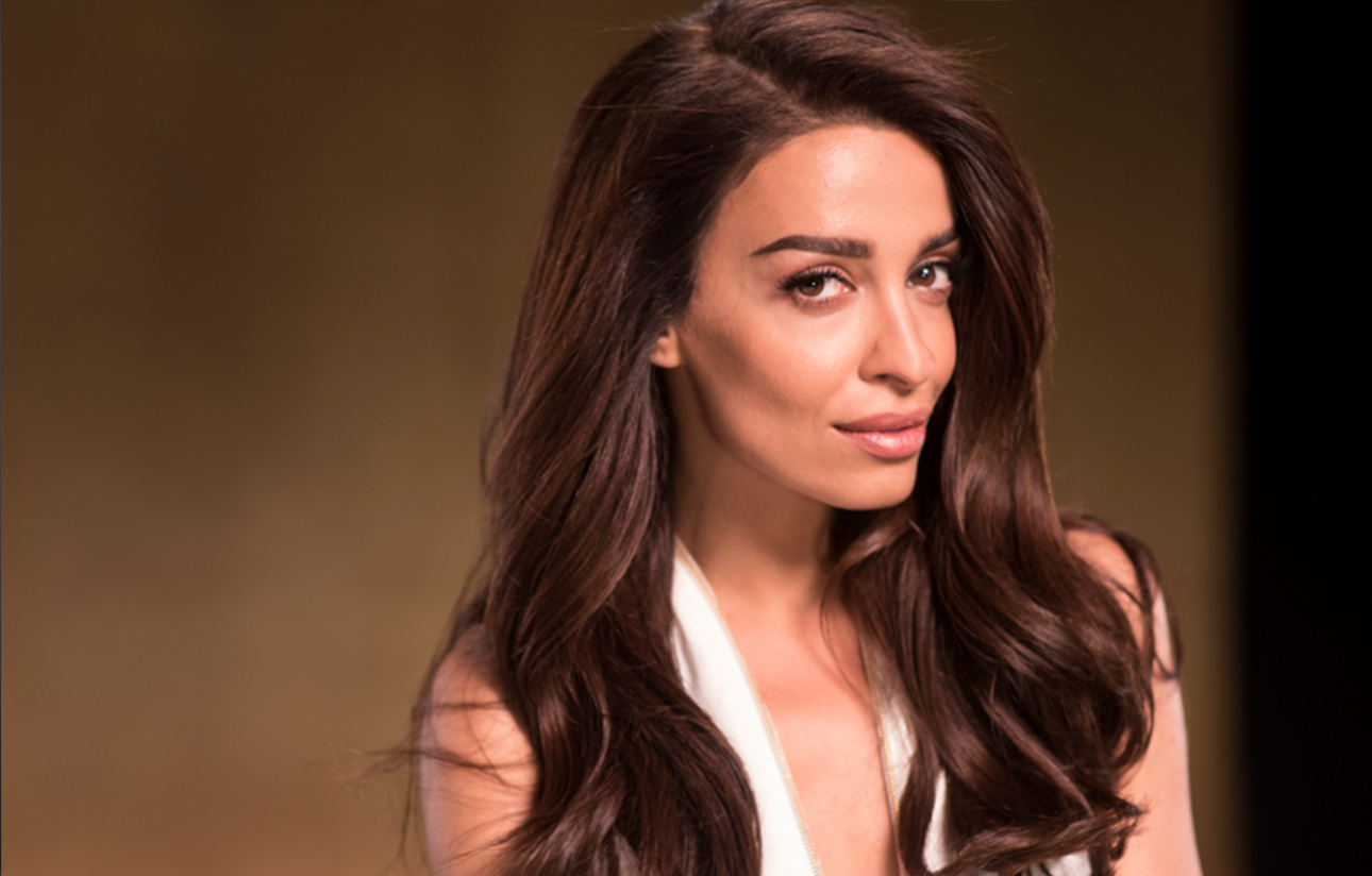 Και τώρα που είναι Aλβανίδα;