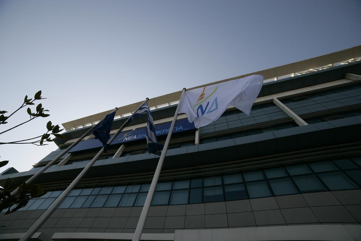 Ο διάλογος στον πάγο, η ενότητα σε κίνδυνο