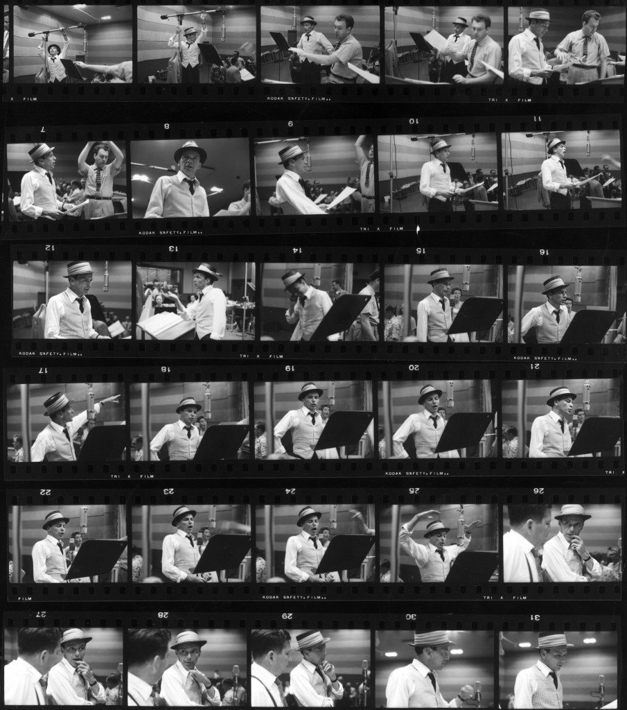 Γύρω στο 1955, κλεισμένος επί ώρες στο στούντιο (Hulton Archive/Getty Images/Ιdeal Image)