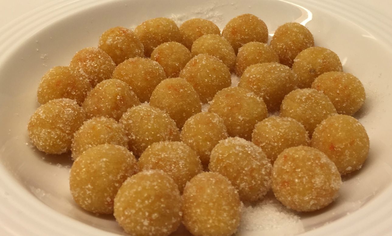 Μικρά αμυγδαλωτά με φλούδα μανταρινιού