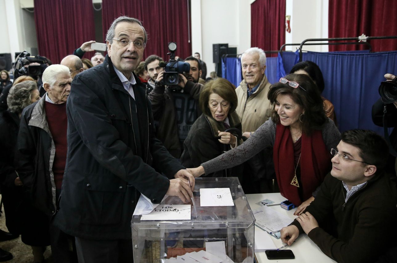 Ο Αντώνης Σαμαράς, αρχηγός της ΝΔ μέχρι τον περασμένο Ιούλιο, ρίχνει τη δική του ψήφο