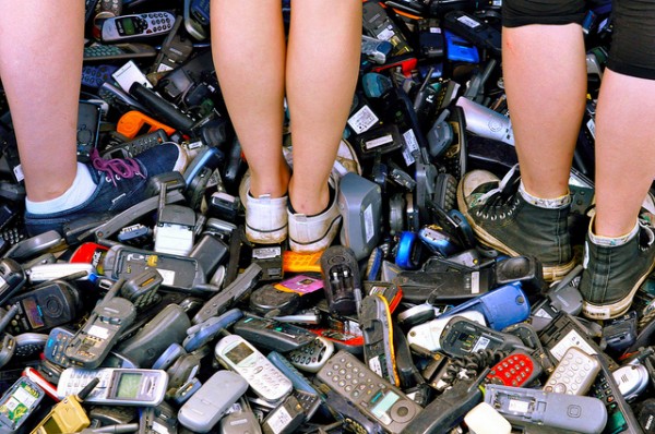 H Fairphone θέλει να χρησιμοποιήσει ανακυκλωμένα υλικά ακόμα από παλιές συσκευές