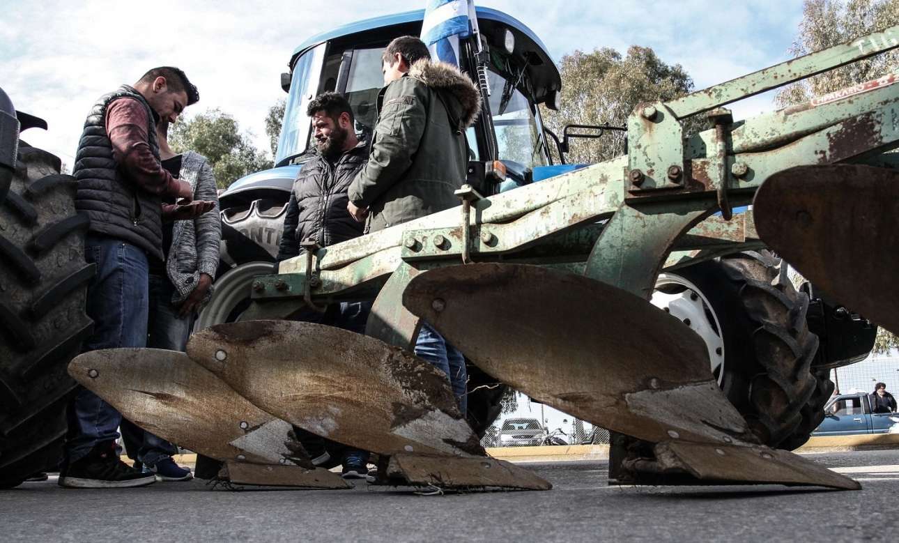 Ενα διήμερο σχεδιάζουν οι αγρότες «να βουλιάξουν το Σύνταγμα»