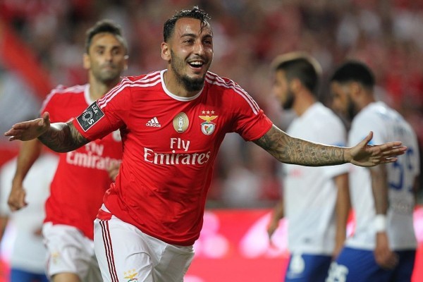 LISBON, PORTUGAL - AUGUST 16: Benfica's forward Kostas Mitroglou celebrates scoring Benfica«s first goal during the match between SL Benfica and Estoril Praia at Estadio da Luz on August 16, 2015 in Lisbon, Portugal.  (Photo by Carlos Rodrigues/Getty Images)