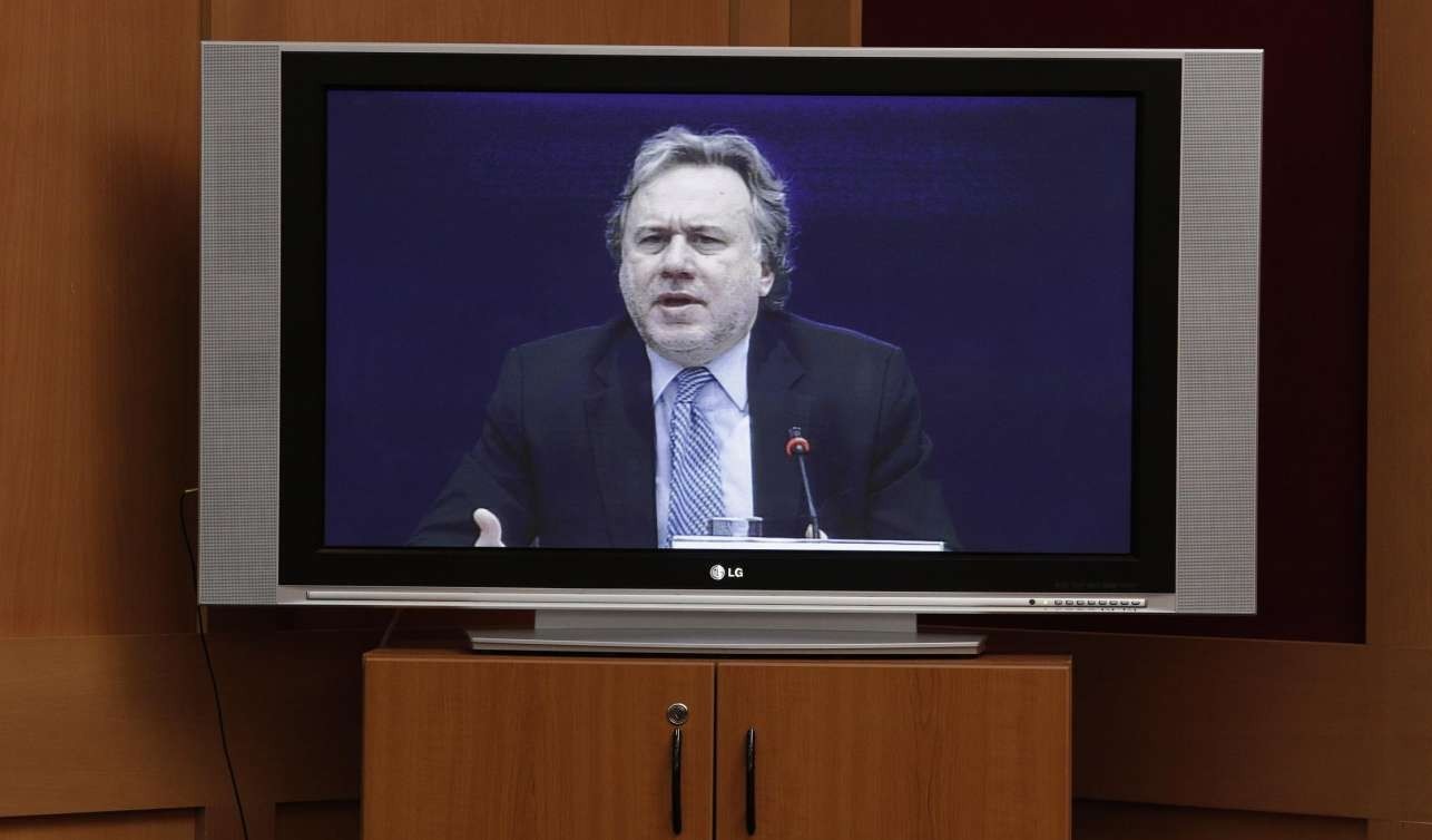 Διαπραγμάτευση στον όγδοο όροφο