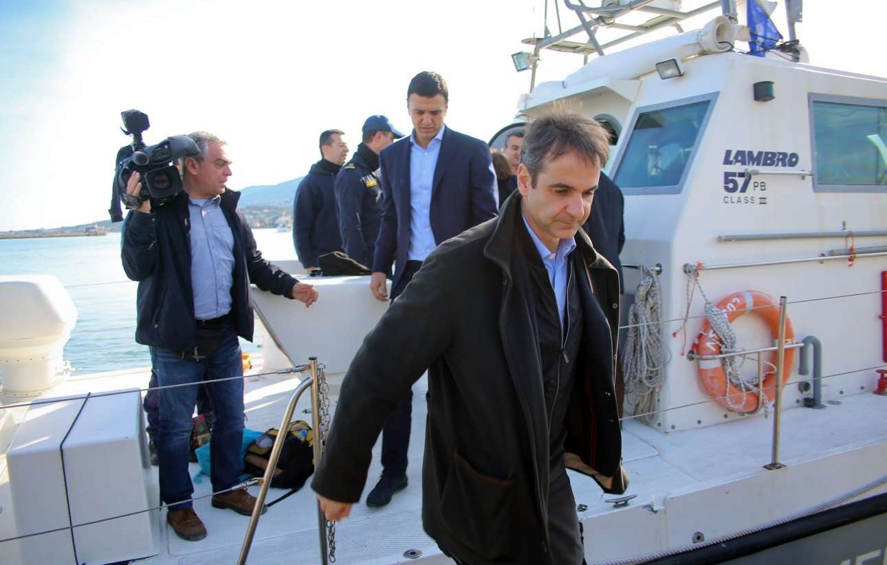 Η μετέωρη αμφίπλευρη διεύρυνση της ΝΔ