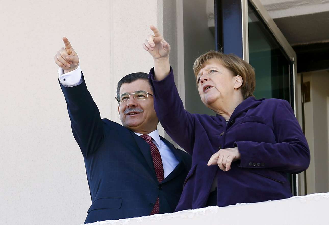 «Γκρίζες ζώνες» με την εμπλοκή ΝΑΤΟ στο Προσφυγικό