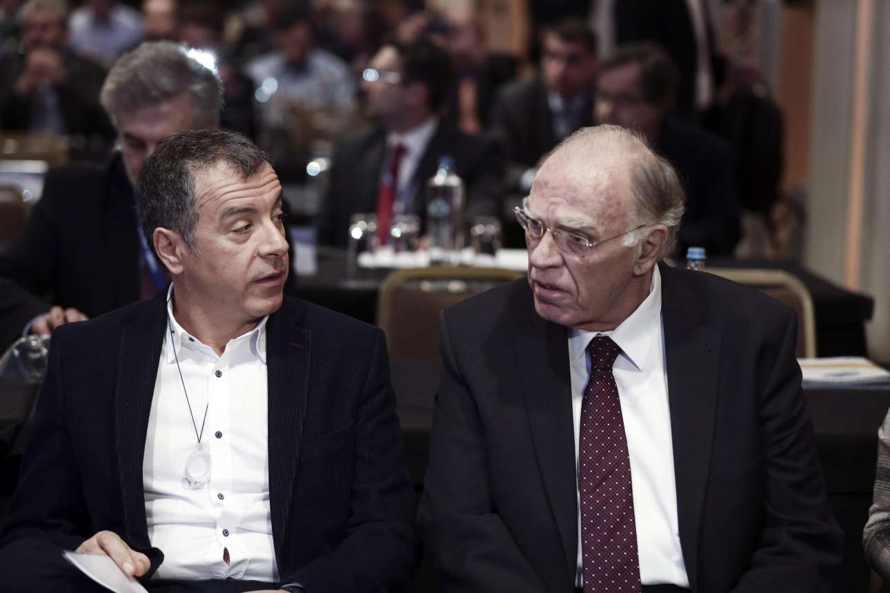 Νέος εκλογικός νόμος; Οχι τώρα, όχι έτσι απαντούν ΠΑΣΟΚ, Ποτάμι και Λεβέντης