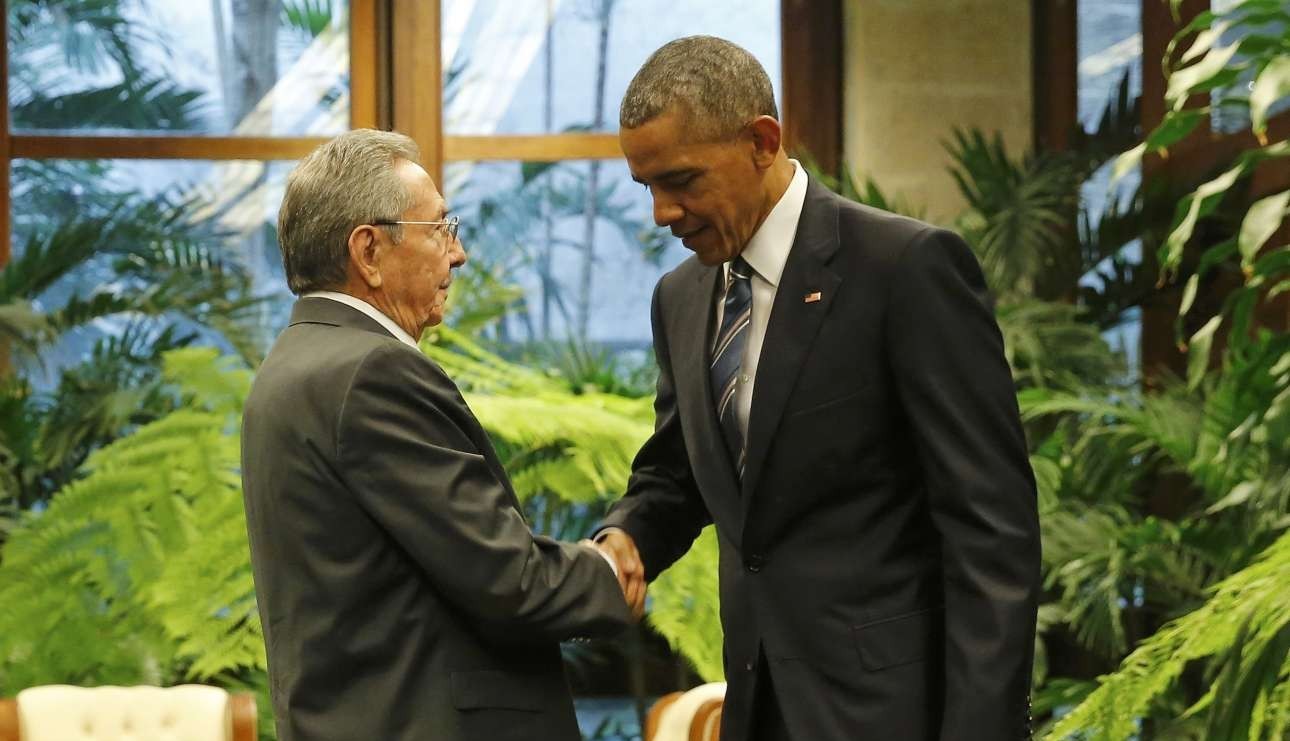 Το «Τείχος» έπεσε/ Ιστορική συνάντηση Ομπάμα – Κάστρο