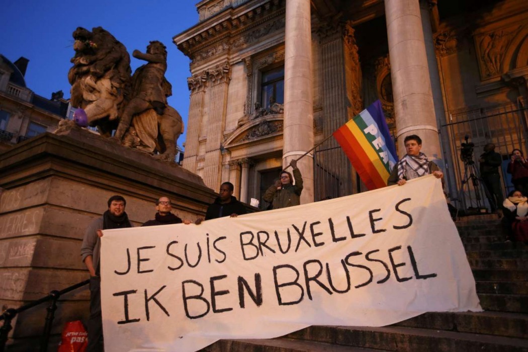 «Είμαστε σε πόλεμο»/Τα πρωτοσέλιδα των ευρωπαϊκών εφημερίδων